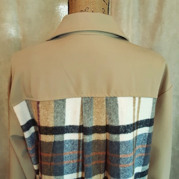 NWT Women's Long Khaki & Plaid Flannel Shacket Button Front Relaxed Fit M - Picture 8 of 13